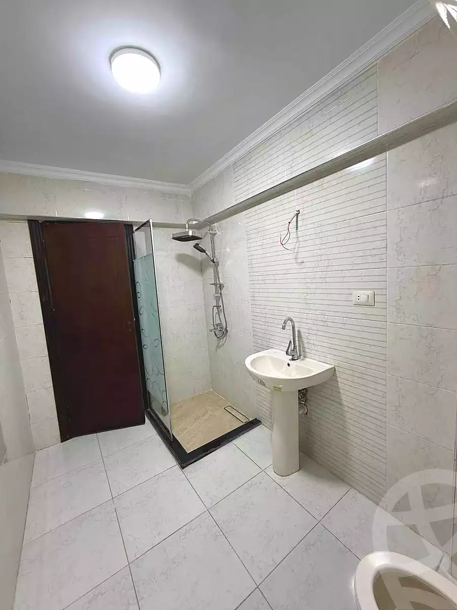 https://aqarmap.com.eg/en/listing/7186413-for-sale-alexandria-el-asafra-l-sfr-bhry