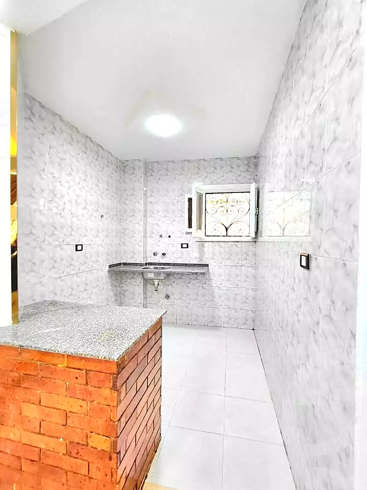 https://aqarmap.com.eg/ar/listing/7186438-for-sale-alexandria-al-agamy-shataa-el-nakheel