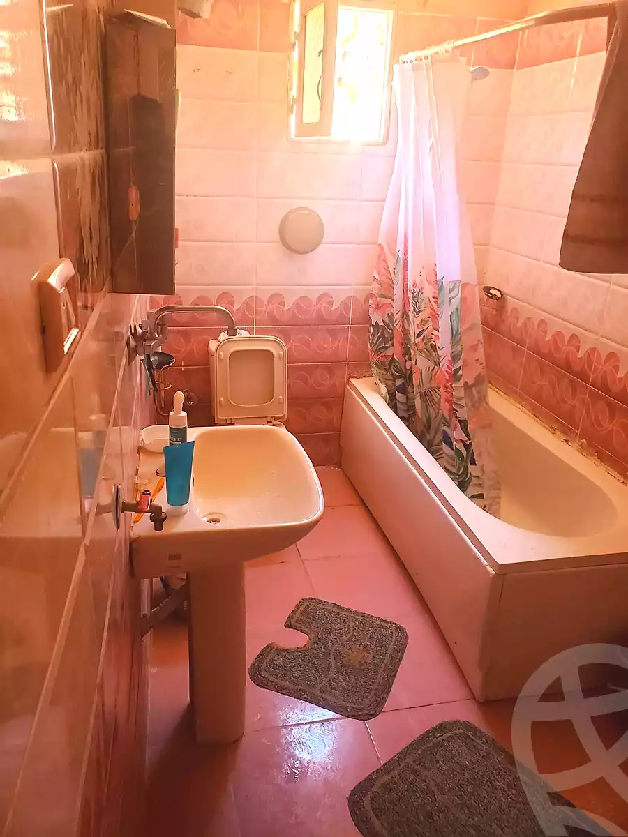 https://aqarmap.com.eg/ar/listing/7186472-for-sale-alexandria-al-agamy-el-hanouvel