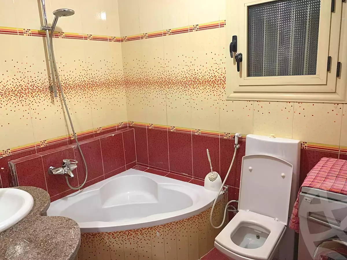 https://aqarmap.com.eg/ar/listing/7186933-for-rent-cairo-6th-of-october-el-ahyaa-neighborhood-7th-el-madina-el-monawwara-st