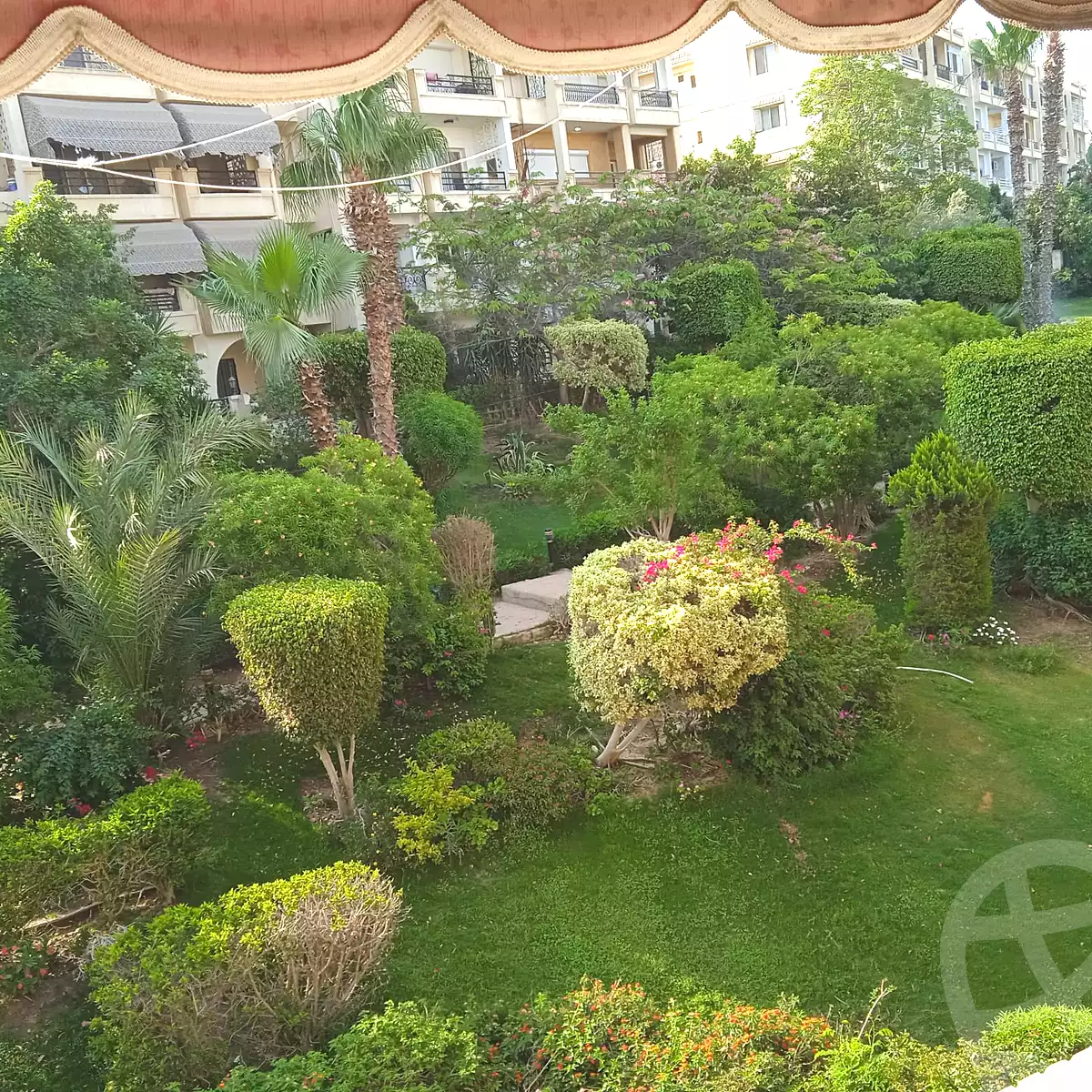 https://aqarmap.com.eg/ar/listing/7187081-for-sale-cairo-el-sheikh-zayed-city-compounds-zayed-2000