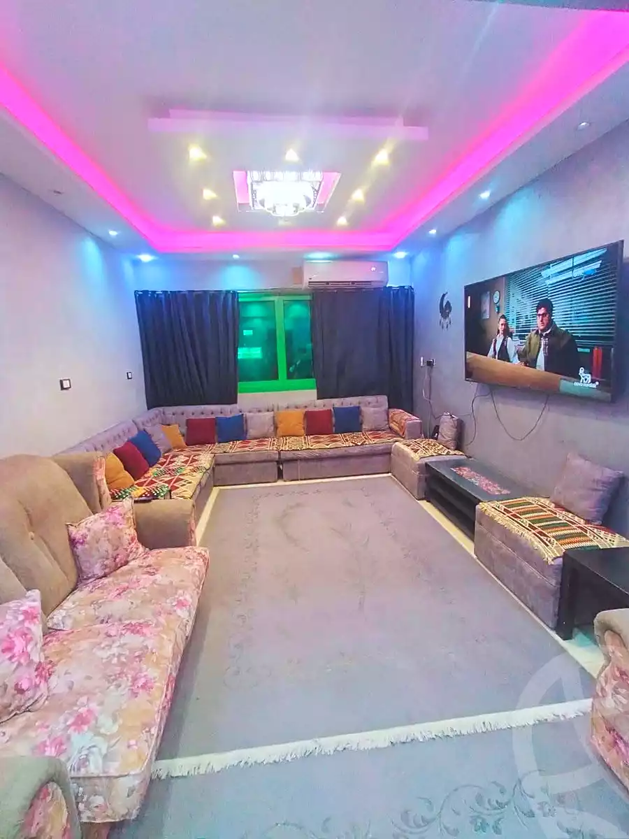 https://aqarmap.com.eg/ar/listing/7187094-for-sale-cairo-helwan-helwan-el-sharkeya-heidar-st