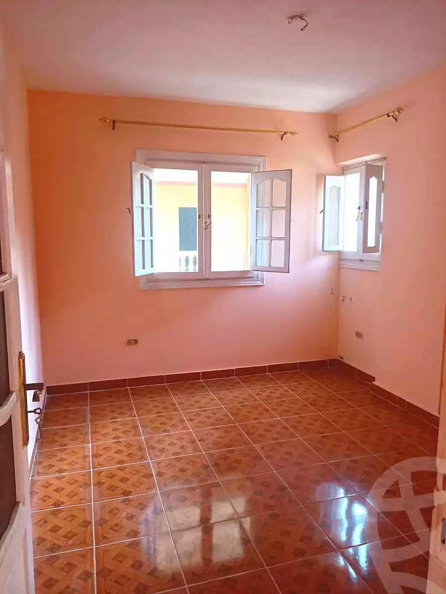 https://aqarmap.com.eg/ar/listing/7187254-for-sale-alexandria-al-agamy-el-hanouvel-al-haded-we-al-soulb-st