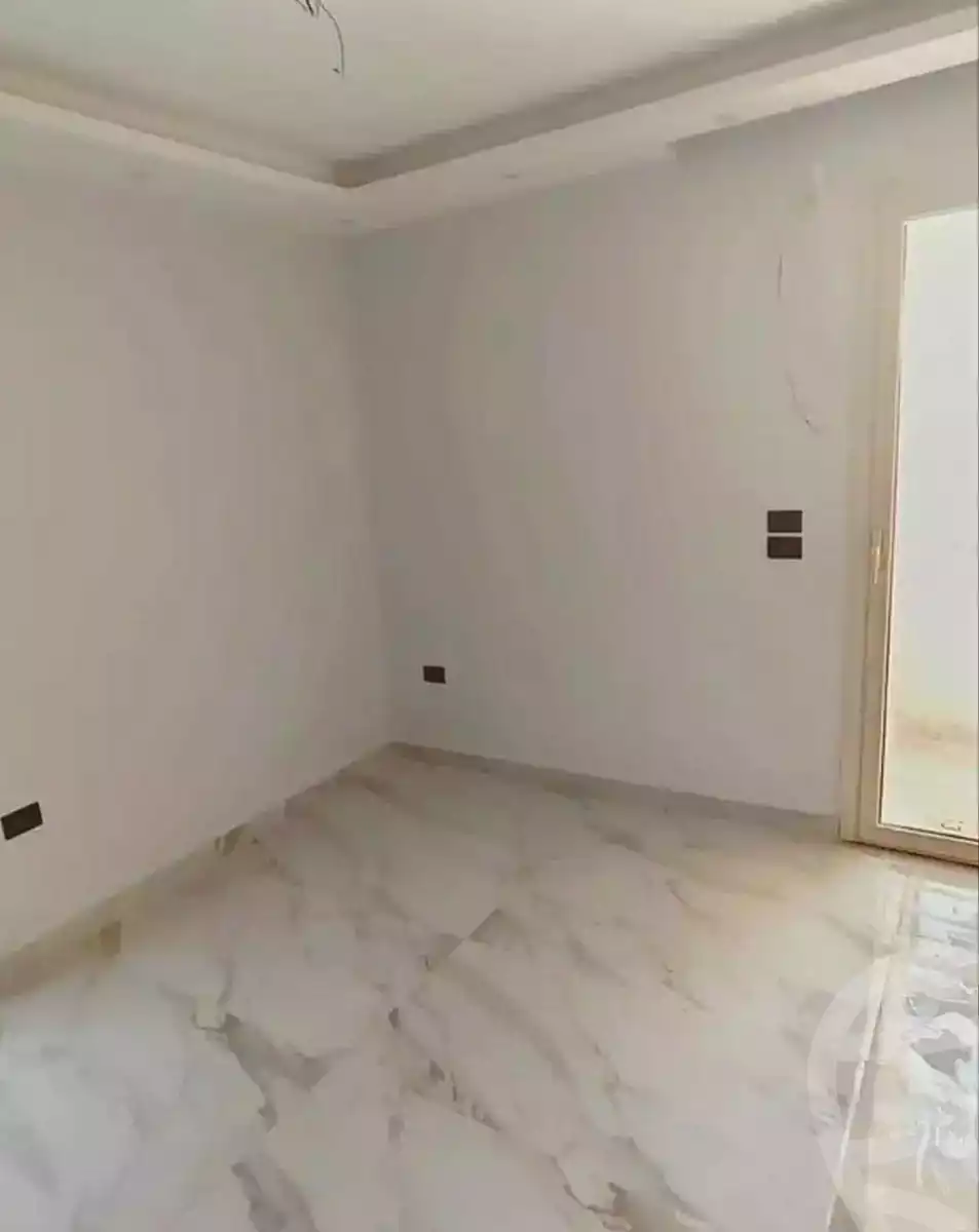 https://aqarmap.com.eg/ar/listing/7187378-for-rent-alexandria-moharram-bey