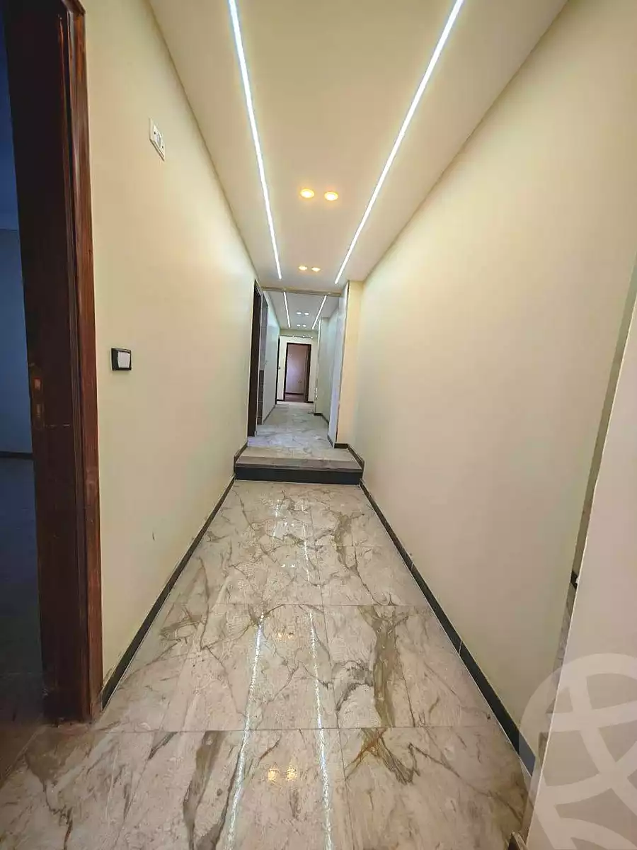 https://aqarmap.com.eg/ar/listing/7187408-for-sale-cairo-helwan-mnshy-yn-hlwn-rael-st