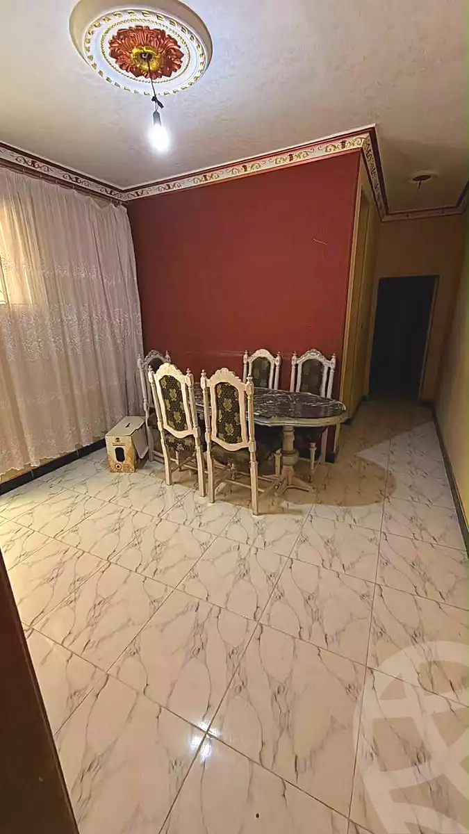 https://aqarmap.com.eg/ar/listing/7187518-for-sale-cairo-faisal-kafr-tohormos-queen-nazli-st