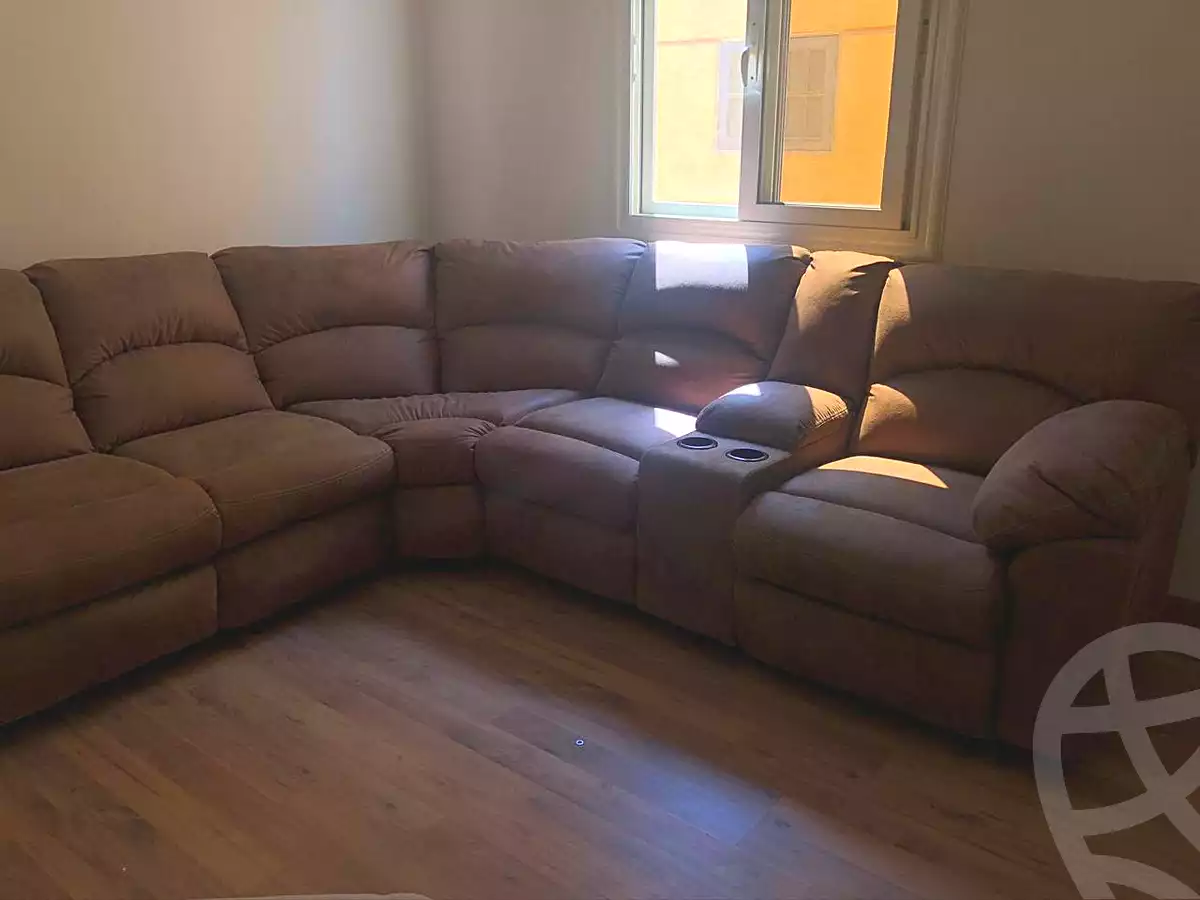 https://aqarmap.com.eg/en/listing/7187613-for-sale-cairo-new-cairo-compounds-kmbwnd-ldf-lwtny