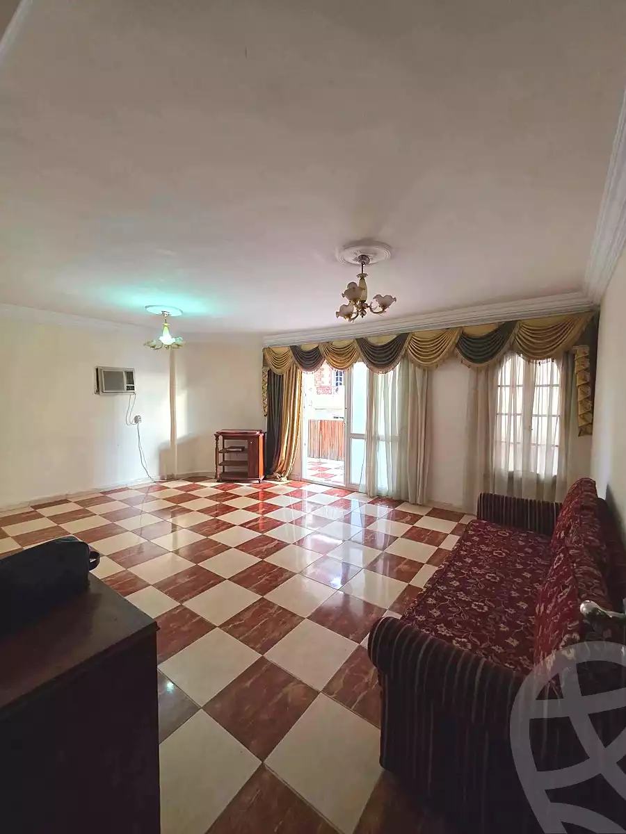 https://aqarmap.com.eg/en/listing/7187775-for-sale-alexandria-el-asafra-l-sfr-bhry-el-geish-rd