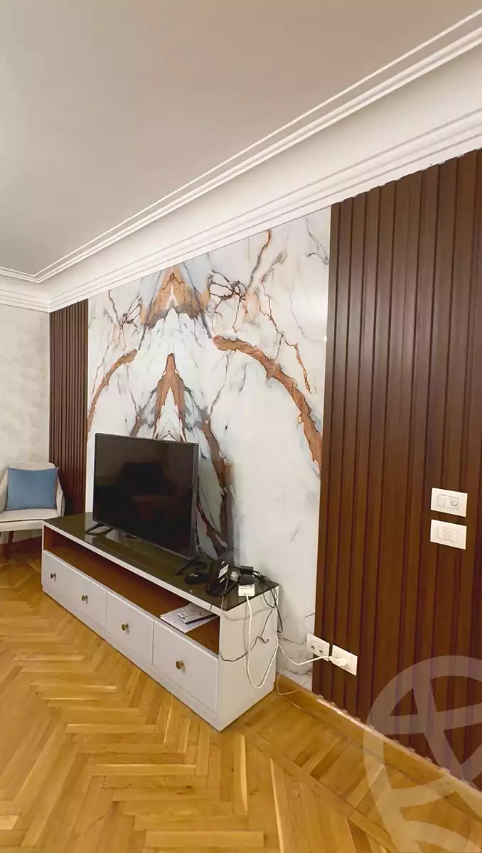 https://aqarmap.com.eg/en/listing/7187665-for-sale-cairo-ljyz-shareaa-morad  charel degol