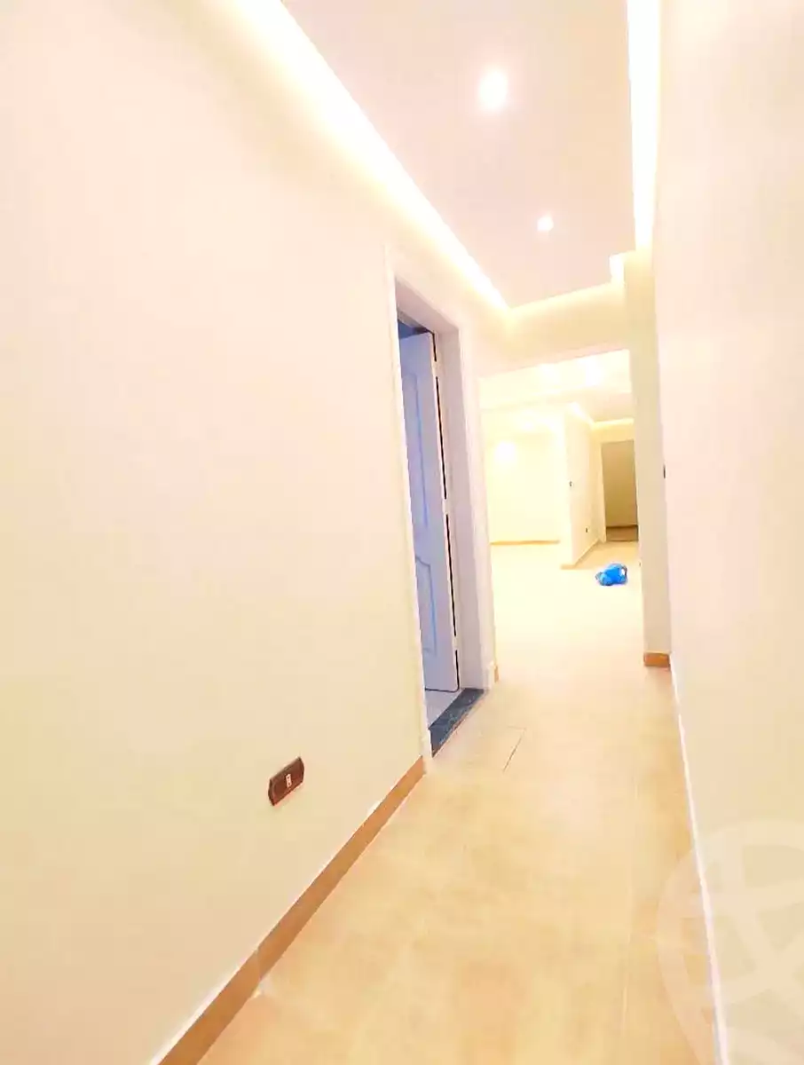 https://aqarmap.com.eg/ar/listing/7187960-for-sale-alexandria-sydy-bshr-sydy-bshr-bhry-khalil-hamada-st