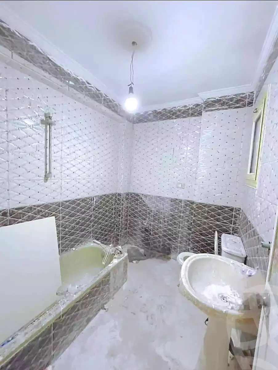 https://aqarmap.com.eg/ar/listing/7188003-for-sale-alexandria-al-agamy-lbytsh-qased-kareem-st