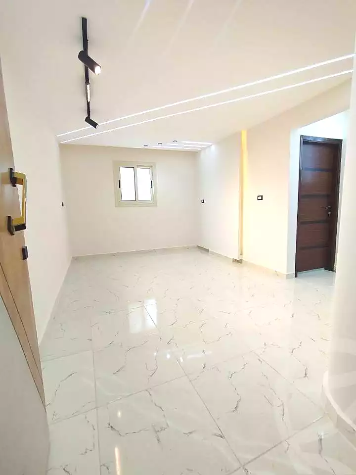 https://aqarmap.com.eg/en/listing/7188192-for-sale-alexandria-lsywf-el-falki