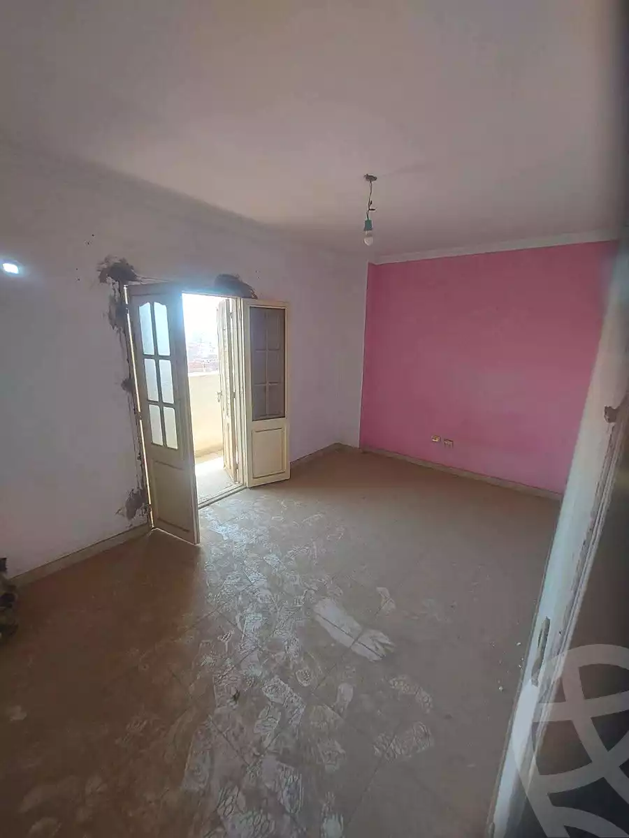 https://aqarmap.com.eg/ar/listing/7188512-for-sale-cairo-helwan-el-shareaa-el-sharby-st
