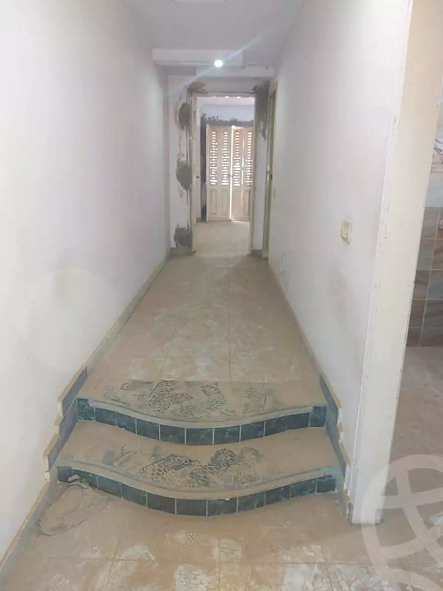 https://aqarmap.com.eg/ar/listing/7188512-for-sale-cairo-helwan-el-shareaa-el-sharby-st