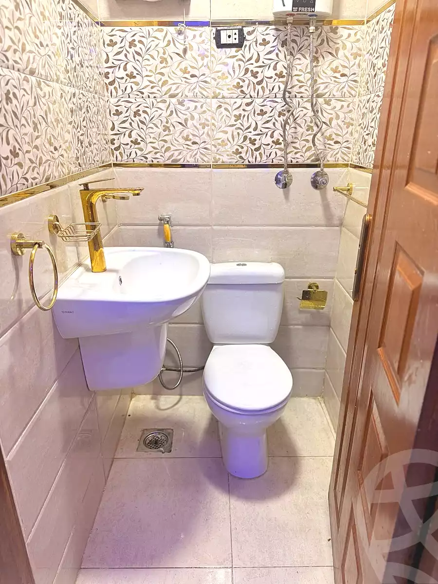 https://aqarmap.com.eg/ar/listing/7188525-for-sale-alexandria-sydy-bshr-sydy-bshr-bhry-shr-khld-bn-lwlyd