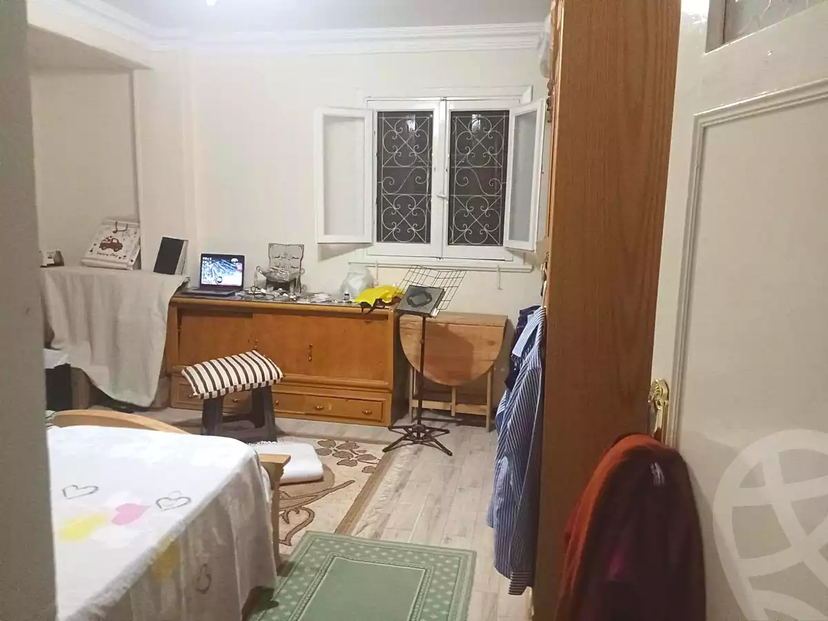 https://aqarmap.com.eg/ar/listing/7188700-for-sale-cairo-helwan-sherif-st