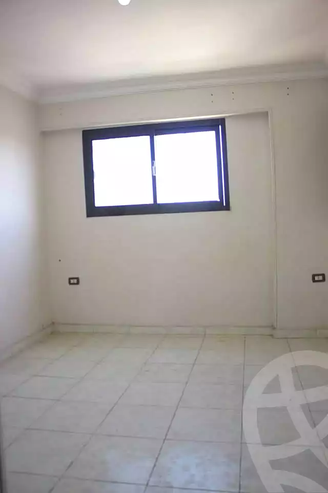 https://aqarmap.com.eg/ar/listing/7188798-for-rent-alexandria-al-agamy-el-hanouvel-kasr-al-quiri-st-1