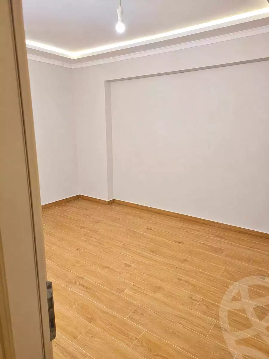 https://aqarmap.com.eg/en/listing/7189063-for-sale-cairo-el-haram-el-lebeny-el-magzar-el-aly-st