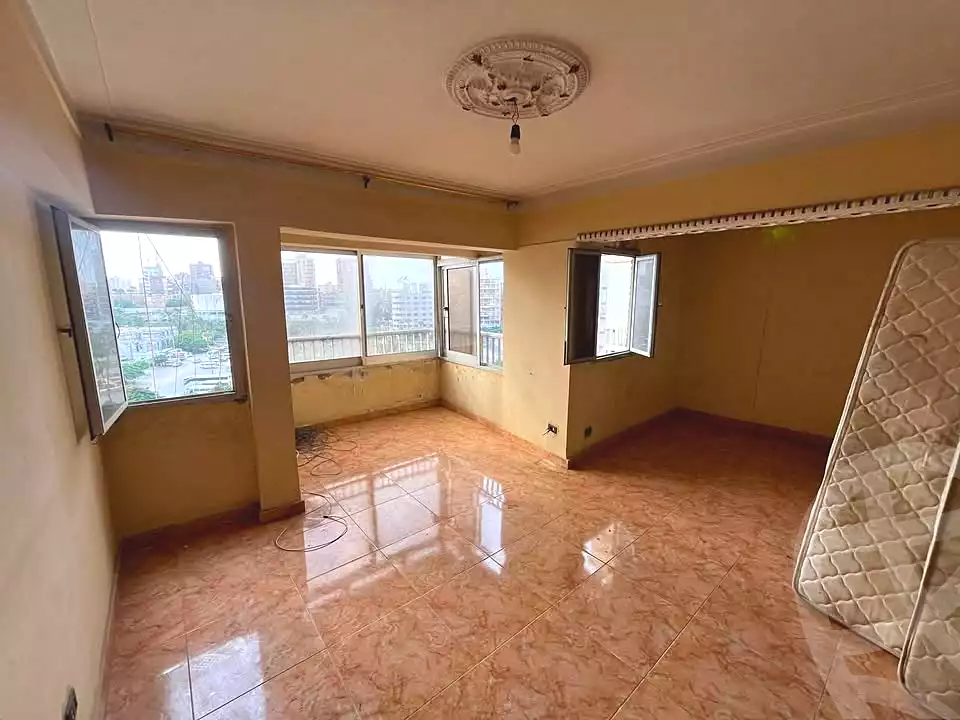 https://aqarmap.com.eg/en/listing/7189224-for-rent-alexandria-moharram-bey
