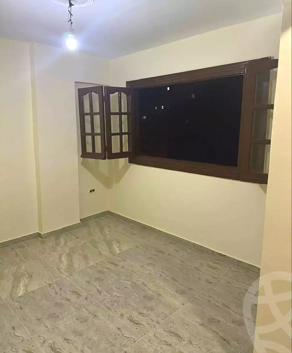 https://aqarmap.com.eg/en/listing/7189357-for-sale-alexandria-ganaklis
