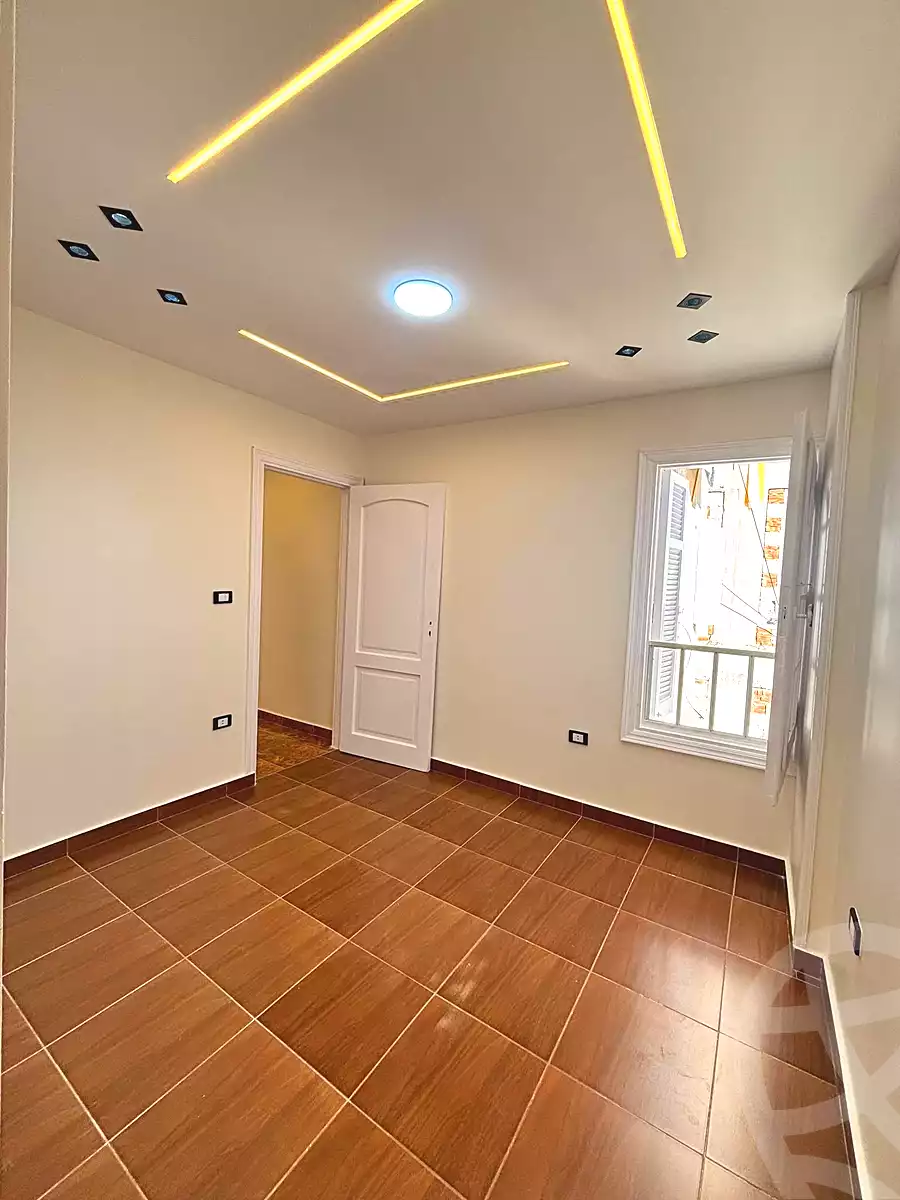 https://aqarmap.com.eg/ar/listing/7189845-for-sale-alexandria-sydy-bshr-sydy-bshr-bhry