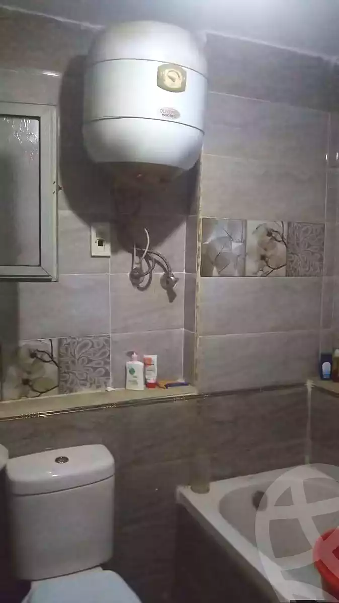 https://aqarmap.com.eg/ar/listing/7189939-for-sale-alexandria-sydy-bshr-sydy-bshr-bhry-shr-mhmwd-l-yswy