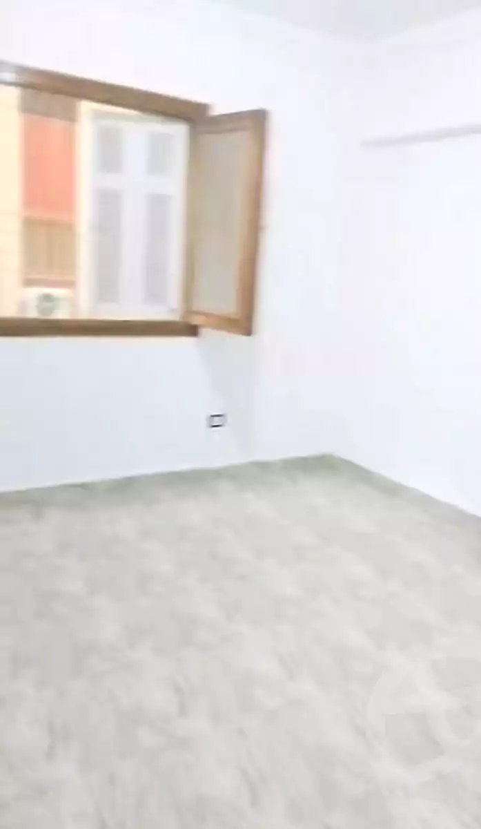 https://aqarmap.com.eg/ar/listing/7189961-for-sale-alexandria-new-miami-eskot