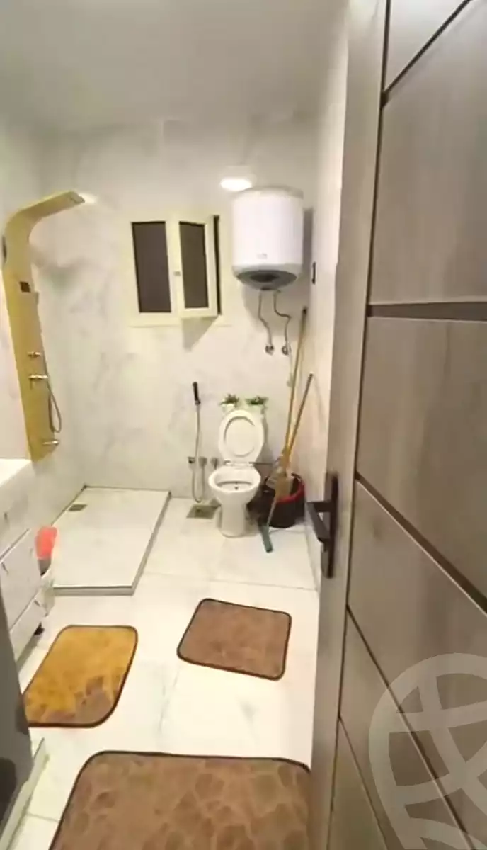https://aqarmap.com.eg/en/listing/7190077-for-sale-cairo-ain-shams-ahmed-esmat-st