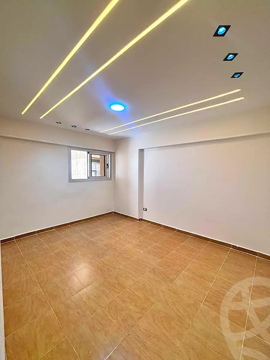 https://aqarmap.com.eg/ar/listing/7190191-for-sale-alexandria-el-asafra-shr-45