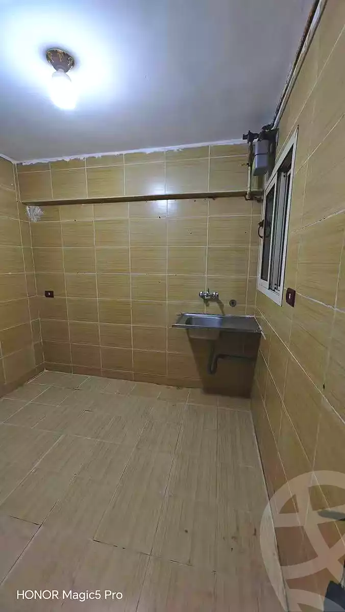 https://aqarmap.com.eg/ar/listing/7190295-for-rent-cairo-helwan-mnshy-yn-hlwn-rael-st