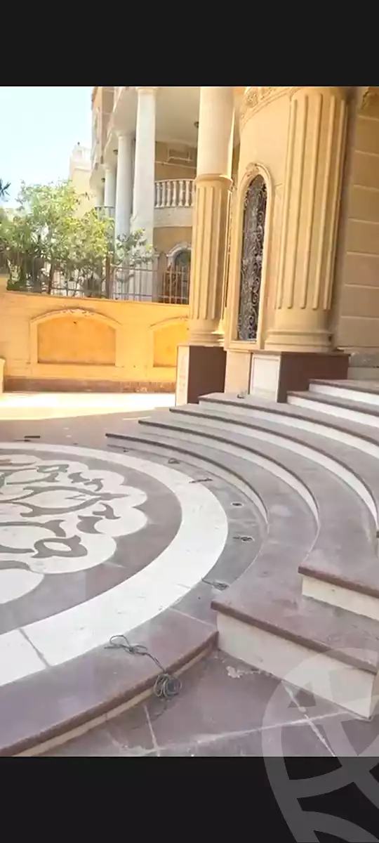 https://aqarmap.com.eg/en/listing/7190419-for-sale-cairo-new-cairo-south-investors-mohammed-nagib-axis-st