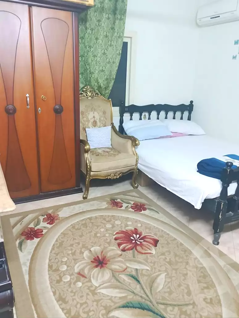 https://aqarmap.com.eg/ar/listing/7189151-for-sale-cairo-faisal-kafr-tohormos-queen-nazli-st