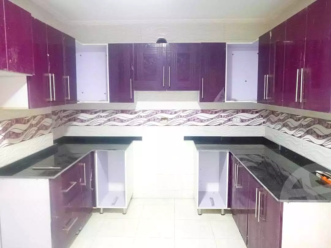 https://aqarmap.com.eg/ar/listing/7190613-for-sale-cairo-helwan-kwrnysh-hlwn