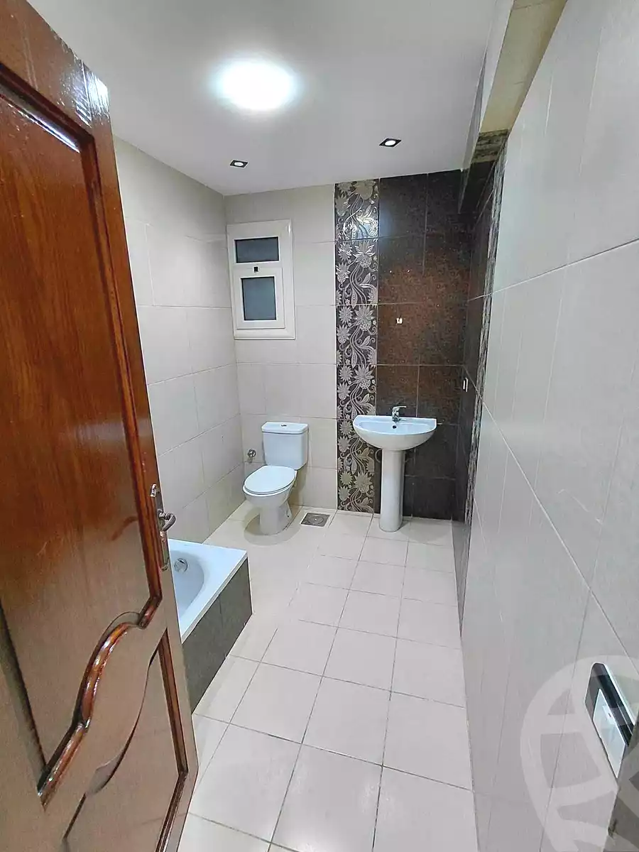 https://aqarmap.com.eg/ar/listing/7190660-for-sale-alexandria-sydy-bshr-sydy-bshr-bhry-shr-lsg-mhmd-bd-lslm
