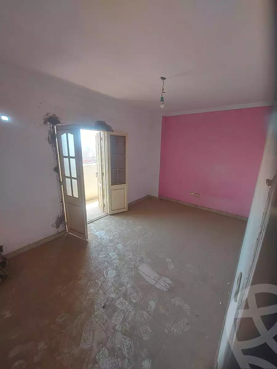 https://aqarmap.com.eg/ar/listing/7190672-for-sale-cairo-helwan-el-shareaa-el-sharby-st