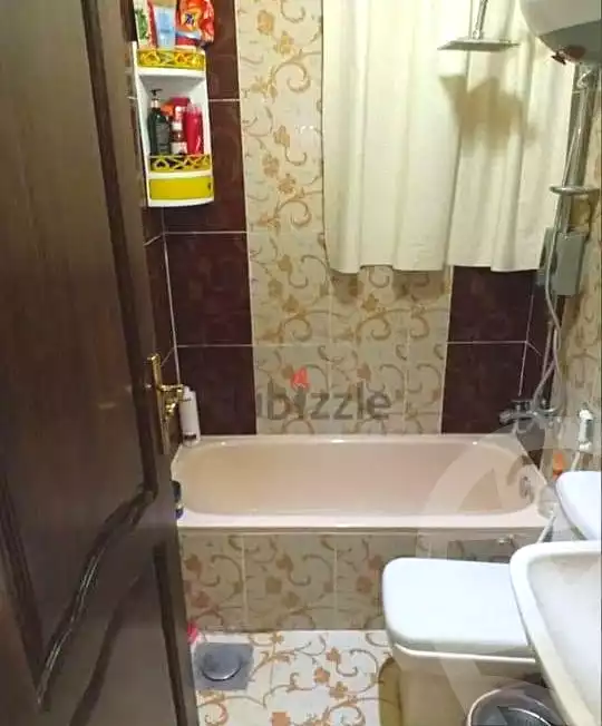 https://aqarmap.com.eg/en/listing/7191096-for-sale-cairo-helwan-helwan-el-sharkeya-abd-el-rahman-pasha-st
