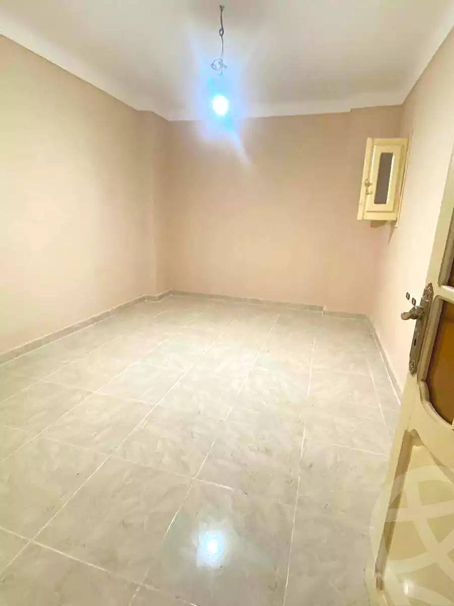 https://aqarmap.com.eg/ar/listing/7191308-for-sale-alexandria-al-agamy-ibrahim-el-aowam-st
