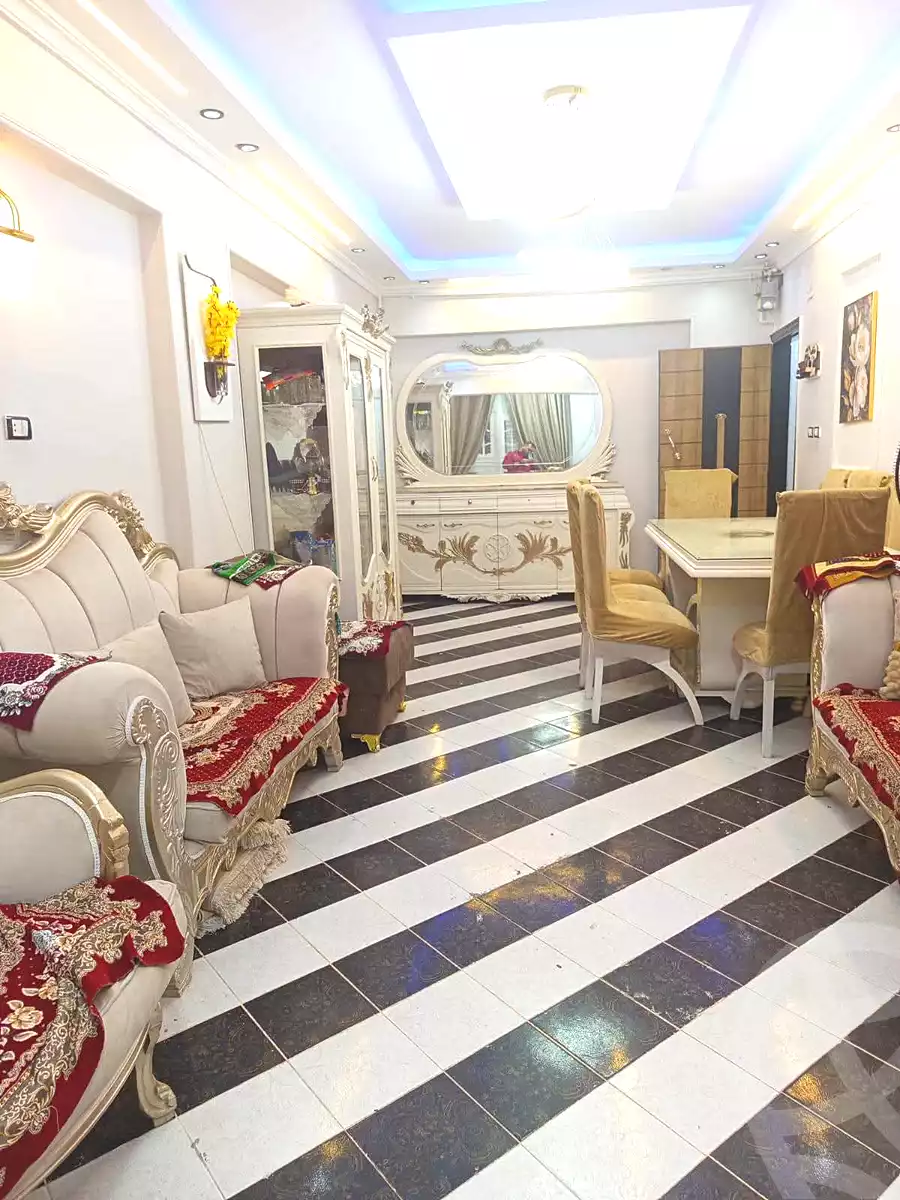https://aqarmap.com.eg/en/listing/7191337-for-sale-alexandria-al-agamy-el-hanouvel-el-warsha-st