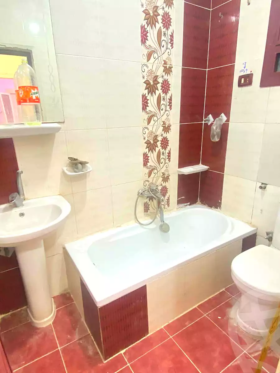 https://aqarmap.com.eg/en/listing/7191348-for-sale-alexandria-al-agamy-el-hanouvel-el-salam-st