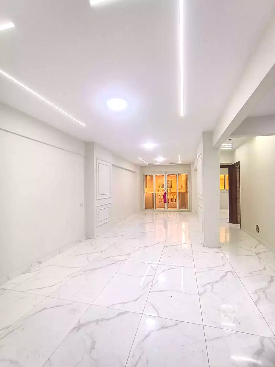 https://aqarmap.com.eg/ar/listing/7191416-for-sale-alexandria-al-agamy-bw-ywsf