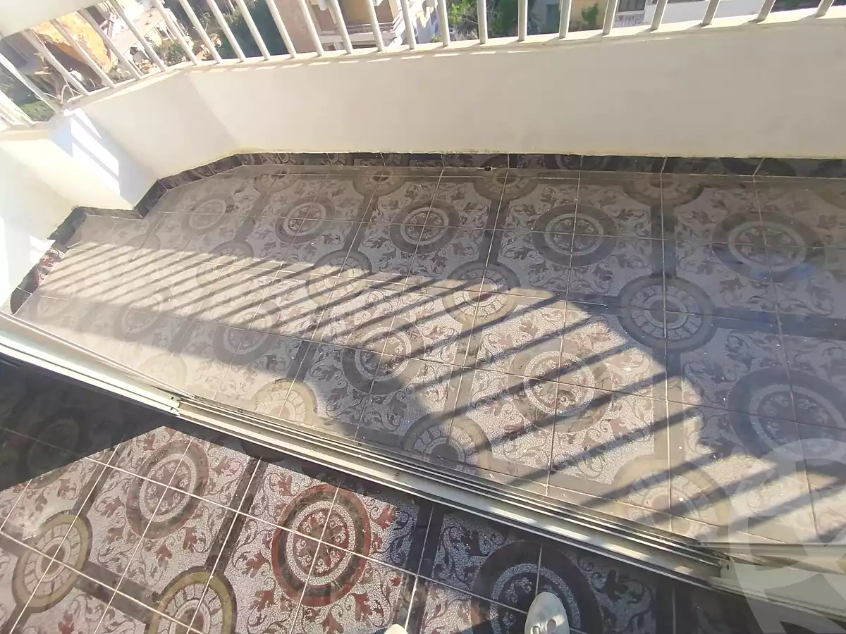 https://aqarmap.com.eg/en/listing/7191420-for-sale-alexandria-al-agamy-el-hanouvel-el-zahraa-city-st