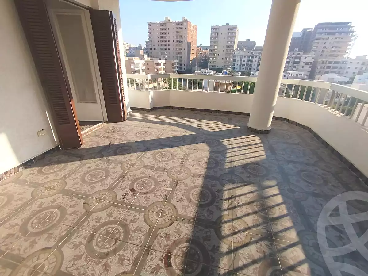 https://aqarmap.com.eg/en/listing/7191420-for-sale-alexandria-al-agamy-el-hanouvel-el-zahraa-city-st