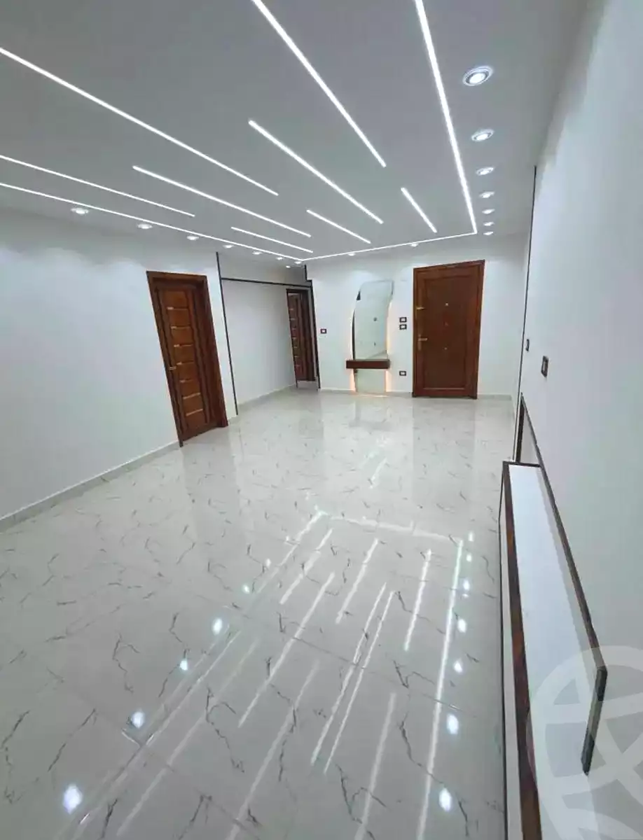https://aqarmap.com.eg/en/listing/7191778-for-sale-alexandria-lsywf-el-falki