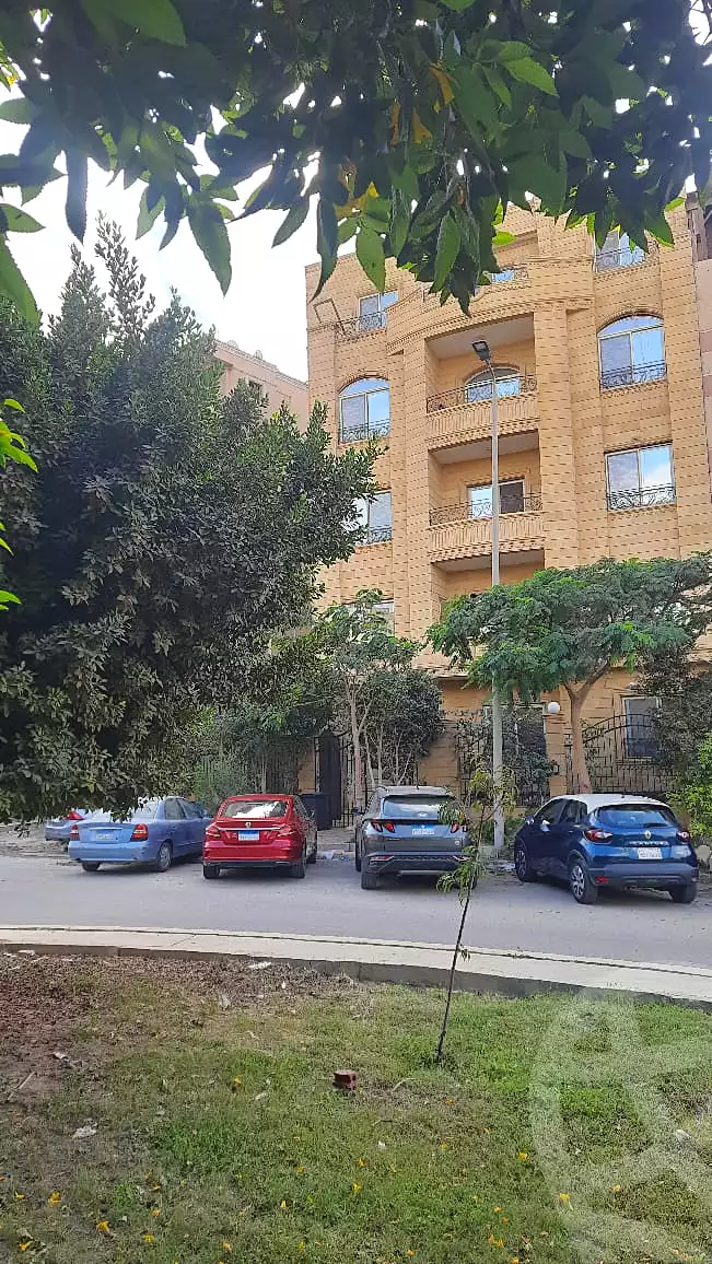 https://aqarmap.com.eg/ar/listing/7191901-for-rent-cairo-new-cairo-south-investors-al-gezira-st