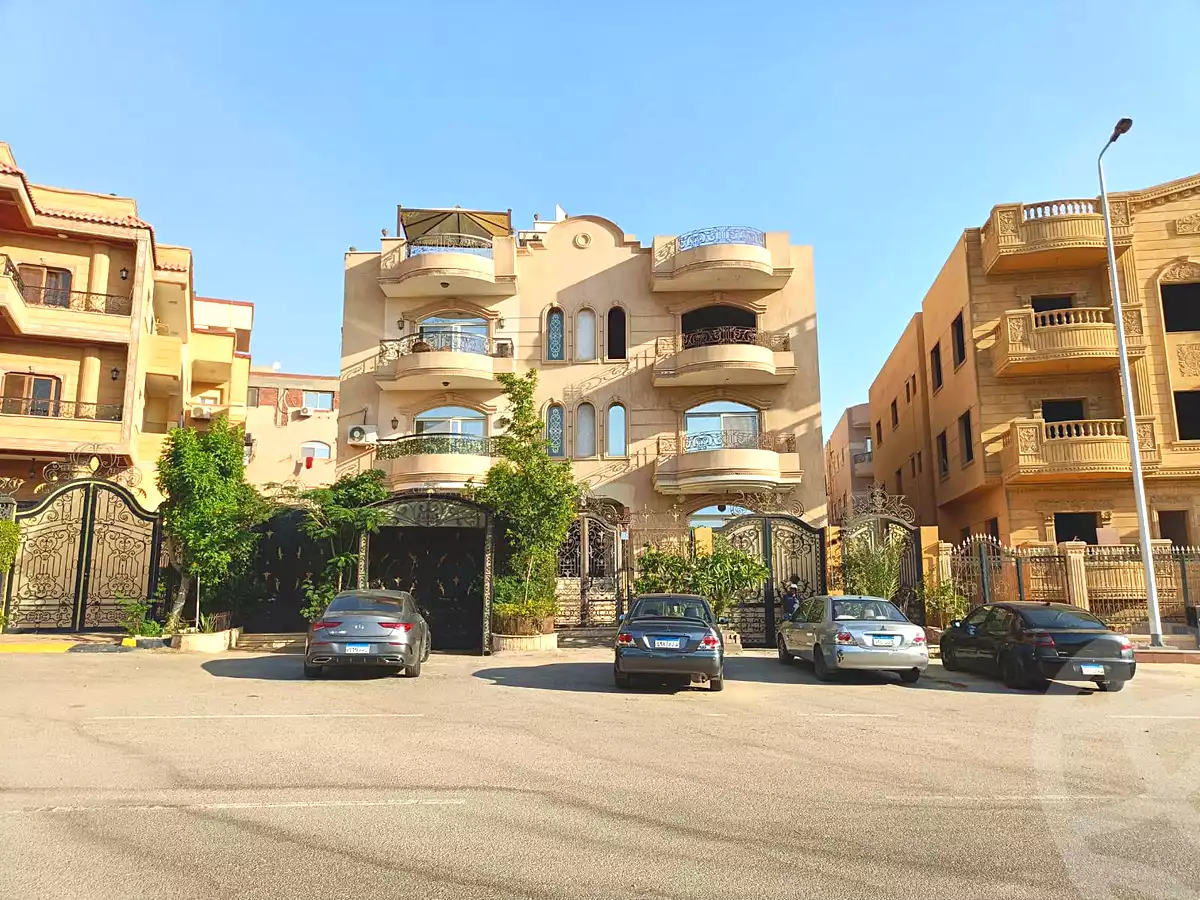 https://aqarmap.com.eg/ar/listing/7192011-for-sale-cairo-new-cairo-el-banafsg-el-banafsag-8-el-shaikh-abdul-galil-issa-st
