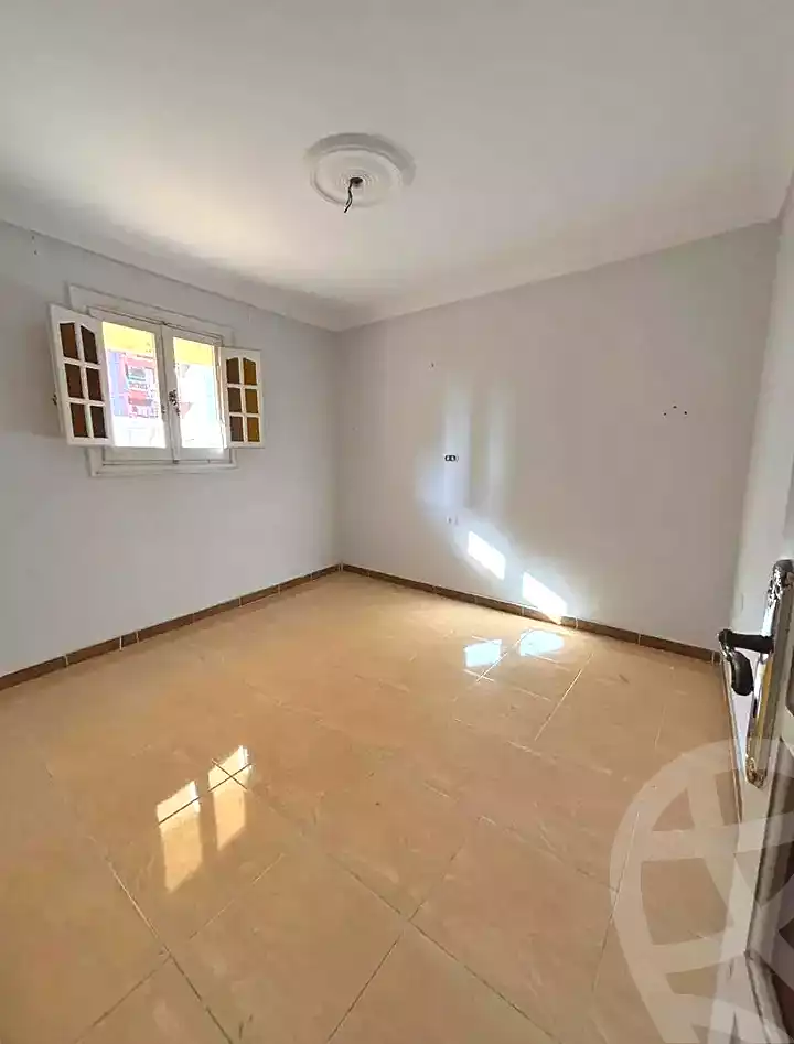 https://aqarmap.com.eg/ar/listing/7192042-for-sale-alexandria-al-agamy-lbytsh-mohamed-el-fardi-st
