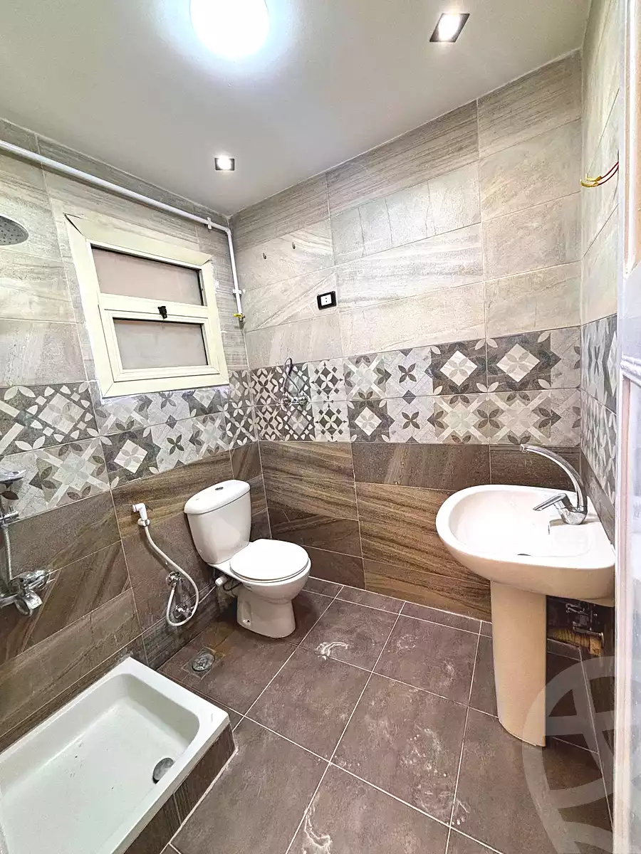 https://aqarmap.com.eg/ar/listing/7192176-for-sale-alexandria-miami-el-gaish-rd-st