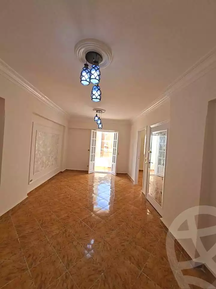 https://aqarmap.com.eg/ar/listing/7192210-for-sale-alexandria-el-asafra-l-sfr-bhry
