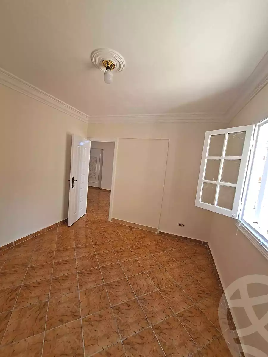 https://aqarmap.com.eg/en/listing/7192337-for-sale-alexandria-el-asafra-l-sfr-bhry