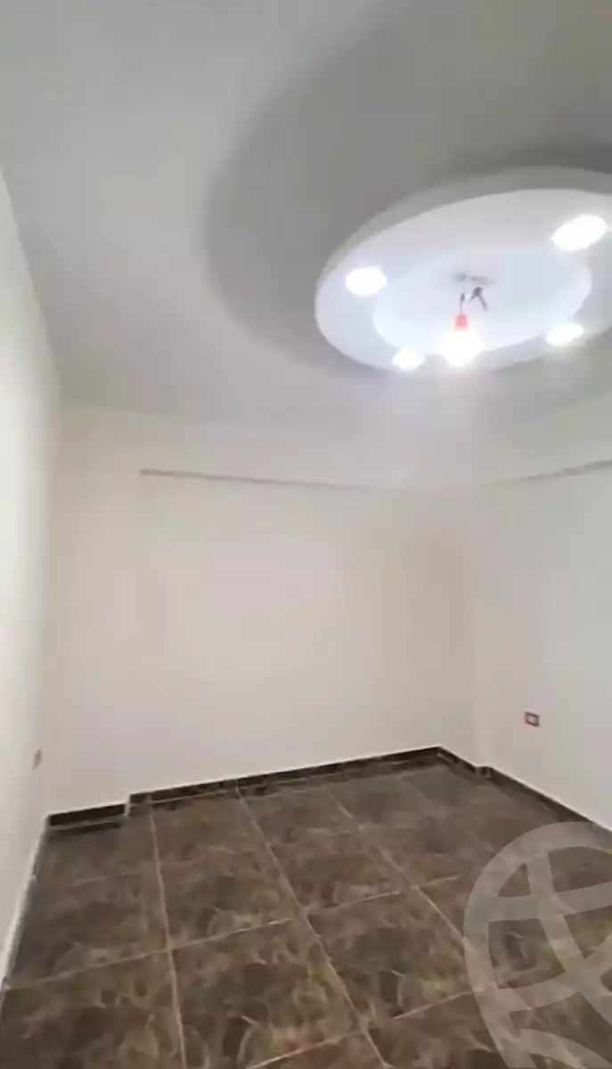 https://aqarmap.com.eg/ar/listing/7192624-for-sale-alexandria-new-miami-street-10